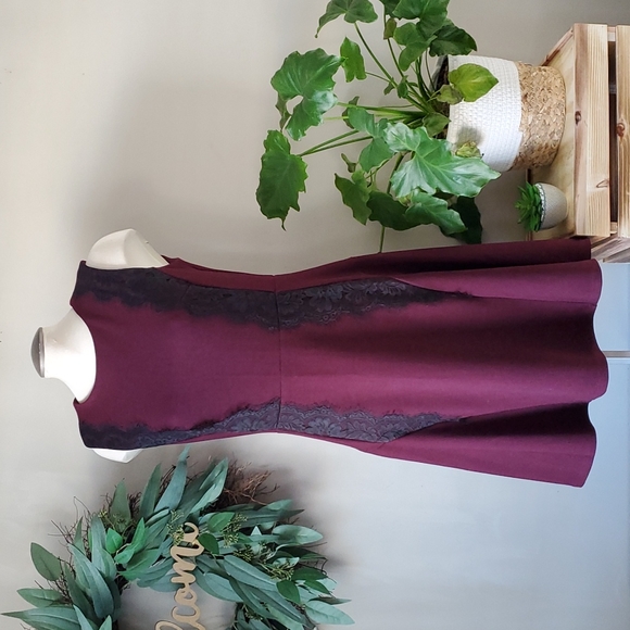 Jessica Maroon Dress - Picture 1 of 5